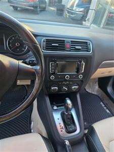 2013 Volkswagen Jetta SEL PZEV   - Photo 25 - Newark, NJ 07104