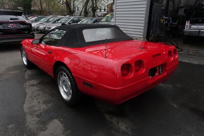 1992 Chevrolet Corvette   - Photo 8 - Newark, NJ 07104