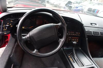 1992 Chevrolet Corvette   - Photo 11 - Newark, NJ 07104
