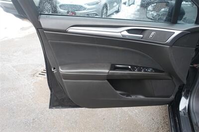 2014 Ford Fusion SE   - Photo 10 - Newark, NJ 07104