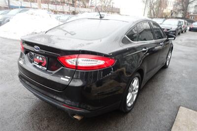 2014 Ford Fusion SE   - Photo 8 - Newark, NJ 07104