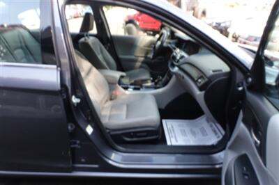 2013 Honda Accord EX-L V6 w/Navi   - Photo 14 - Newark, NJ 07104