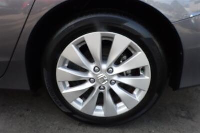 2013 Honda Accord EX-L V6 w/Navi   - Photo 23 - Newark, NJ 07104