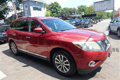 2014 Nissan Pathfinder S - Photo 5 - Newark, NJ 07104