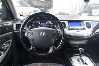 2012 Hyundai Genesis 3.8L V6   - Photo 13 - Newark, NJ 07104