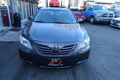 2009 Toyota Camry LE - Photo 2 - Newark, NJ 07104