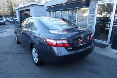 2009 Toyota Camry LE - Photo 6 - Newark, NJ 07104