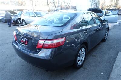 2009 Toyota Camry LE - Photo 8 - Newark, NJ 07104