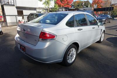 2008 Ford Focus SE   - Photo 8 - Newark, NJ 07104