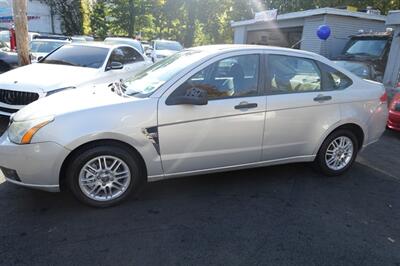 2008 Ford Focus SE   - Photo 4 - Newark, NJ 07104