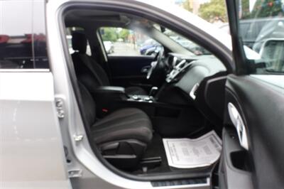2013 Chevrolet Equinox LT   - Photo 14 - Newark, NJ 07104