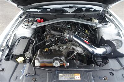 2014 Ford Mustang V6 Premium   - Photo 24 - Newark, NJ 07104