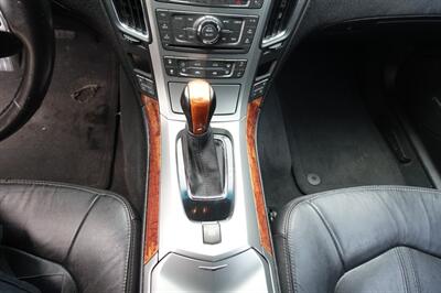 2012 Cadillac CTS 3.6L Premium - Photo 17 - Newark, NJ 07104