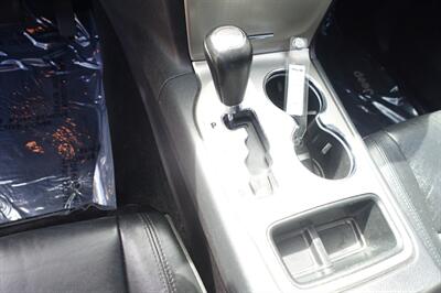 2012 Jeep Grand Cherokee Laredo - Photo 15 - Newark, NJ 07104