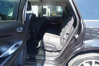 2011 Dodge Journey Crew   - Photo 11 - Newark, NJ 07104