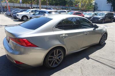 2017 Lexus IS - Photo 5 - Newark, NJ 07104