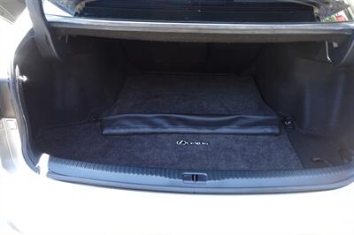 2017 Lexus IS - Photo 21 - Newark, NJ 07104