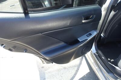 2017 Lexus IS - Photo 15 - Newark, NJ 07104