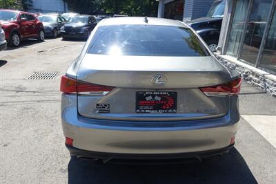2017 Lexus IS - Photo 7 - Newark, NJ 07104