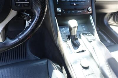 2017 Lexus IS - Photo 22 - Newark, NJ 07104