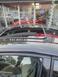 2001 Saturn SC2 - Photo 9 - Newark, NJ 07104