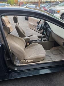 2001 Saturn SC2 - Photo 13 - Newark, NJ 07104