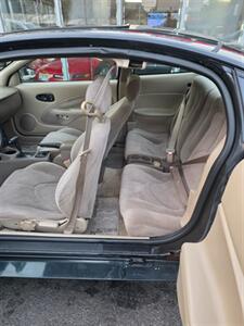 2001 Saturn SC2 - Photo 11 - Newark, NJ 07104