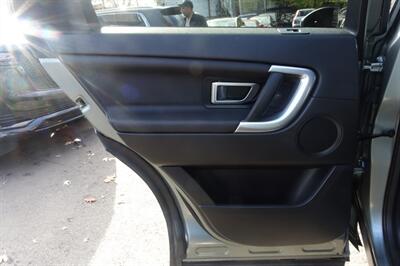 2016 Land Rover Discovery Sport HSE   - Photo 12 - Newark, NJ 07104