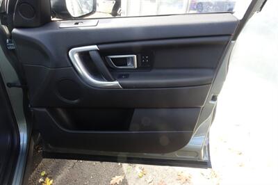 2016 Land Rover Discovery Sport HSE   - Photo 16 - Newark, NJ 07104