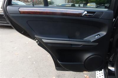 2007 Mercedes-Benz ML 500   - Photo 12 - Newark, NJ 07104