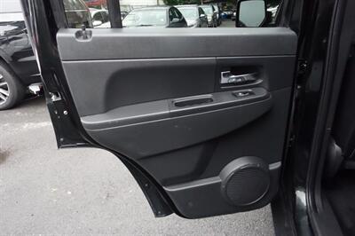2012 Jeep Liberty Latitude   - Photo 12 - Newark, NJ 07104