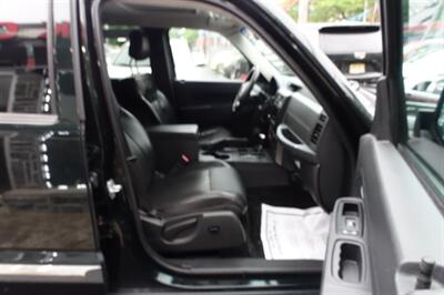 2012 Jeep Liberty Latitude   - Photo 14 - Newark, NJ 07104