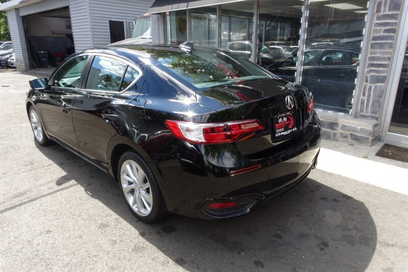 2016 Acura ILX Base Plus photo 6