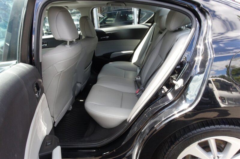 2016 Acura ILX Base Plus photo 11