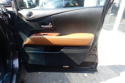 2013 Lexus RX - Photo 15 - Newark, NJ 07104