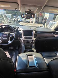 2019 GMC Yukon SLT   - Photo 19 - Newark, NJ 07104