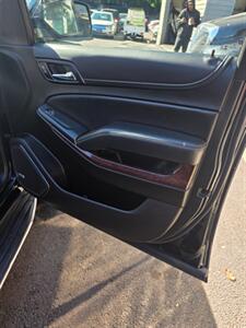 2019 GMC Yukon SLT   - Photo 23 - Newark, NJ 07104