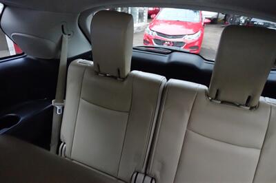 2017 INFINITI QX60 - Photo 19 - Newark, NJ 07104