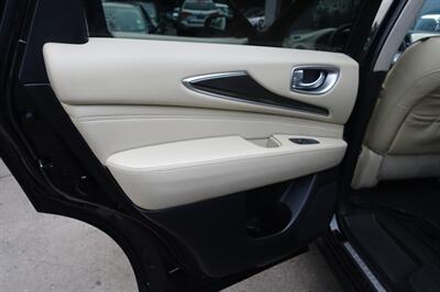 2017 INFINITI QX60 - Photo 16 - Newark, NJ 07104
