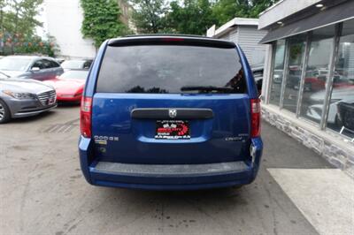 2010 Dodge Grand Caravan SE - Photo 7 - Newark, NJ 07104