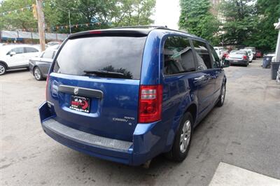 2010 Dodge Grand Caravan SE - Photo 5 - Newark, NJ 07104