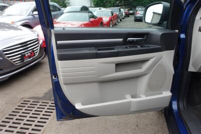 2010 Dodge Grand Caravan SE - Photo 10 - Newark, NJ 07104