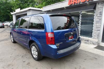 2010 Dodge Grand Caravan SE - Photo 6 - Newark, NJ 07104