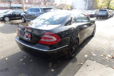 2004 Mercedes-Benz CLK CLK 320   - Photo 8 - Newark, NJ 07104