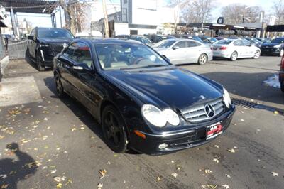 2004 Mercedes-Benz CLK CLK 320   - Photo 3 - Newark, NJ 07104