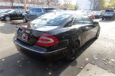 2004 Mercedes-Benz CLK CLK 320   - Photo 5 - Newark, NJ 07104