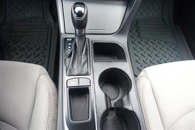 2016 Hyundai SONATA   - Photo 19 - Newark, NJ 07104