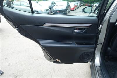 2016 Lexus ES   - Photo 12 - Newark, NJ 07104