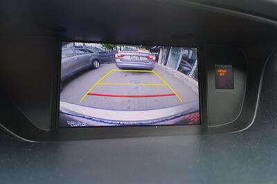 2016 Lexus ES   - Photo 20 - Newark, NJ 07104