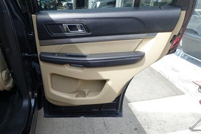 2017 Ford Explorer - Photo 18 - Newark, NJ 07104